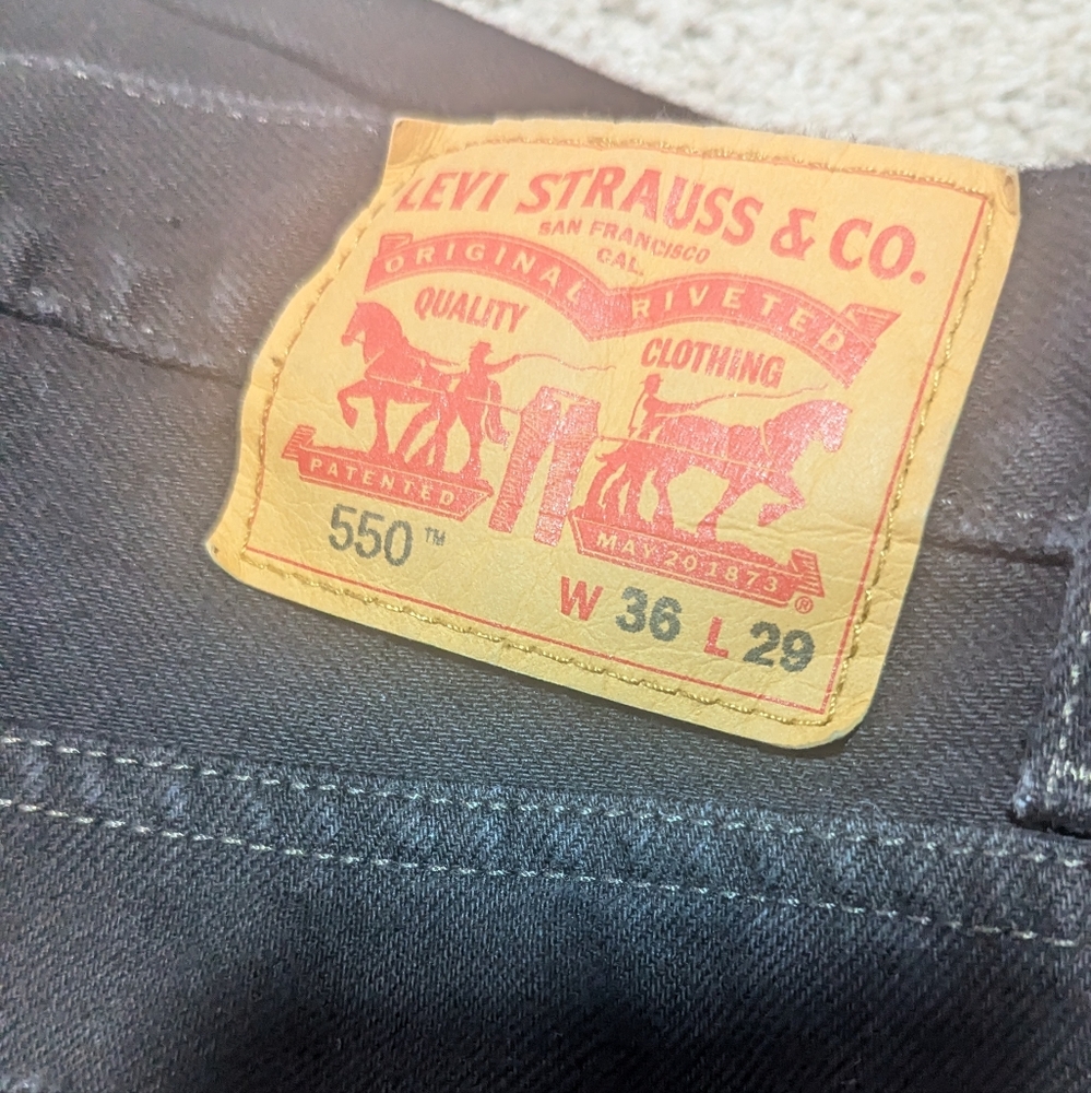 Men's black Levi's 550 jeans - Picture 2 of 3